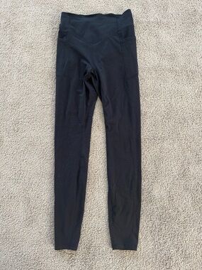 Halara tummy control and butt lift leggings, size small